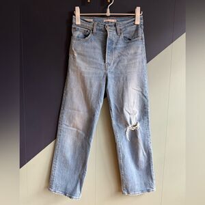 Levi's Ribcage Straight Medium Wash Ankle Jeans w/ Distressing,  Sz 28